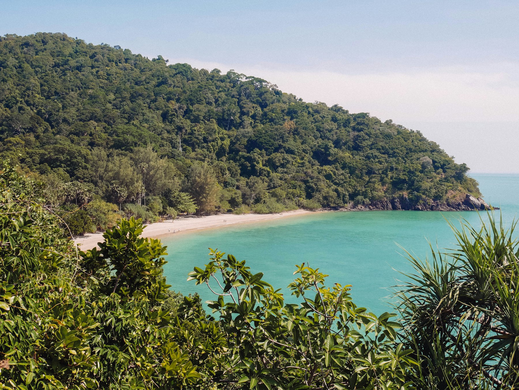 Turquoise sea and green islands in Koh Lanta, Thailand